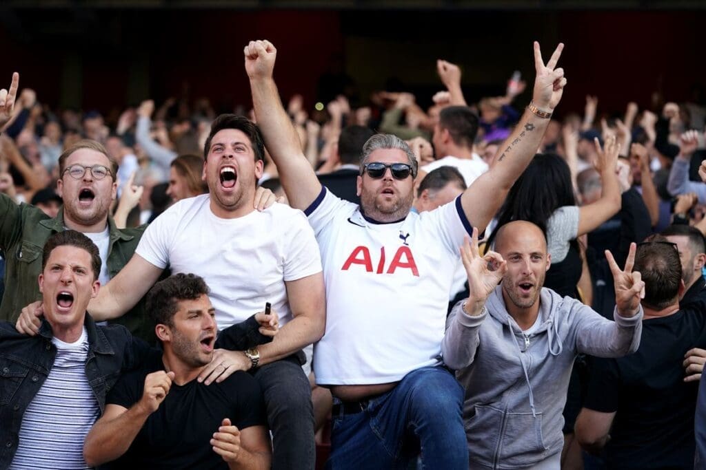 Tottenham vs Arsenal Fans